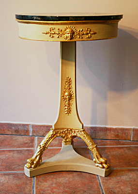 Römischer Tisch mit Pietra-Dura Platte